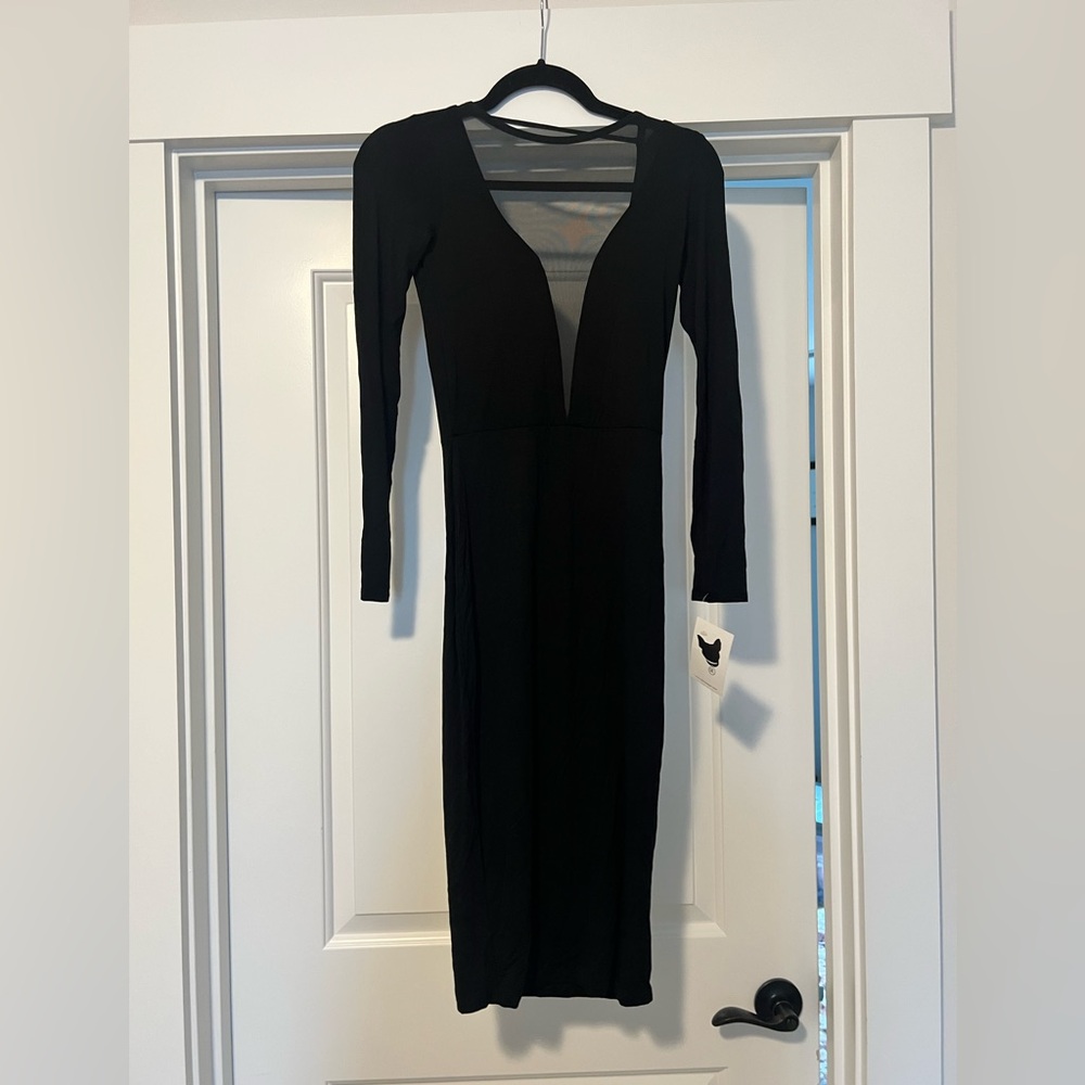 Elegant Black Long Sleeve Dress